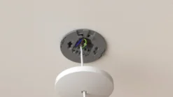 ABB lampeudtag med afdækning, Ø9,7 cm, hvid