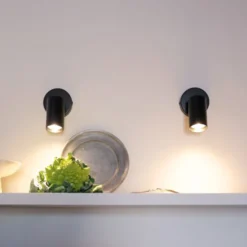 Dyberg Larsen Modern spotlampe