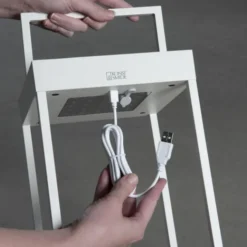 Konstsmide Portofino genopladelig & solcelle bordlampe, hvid