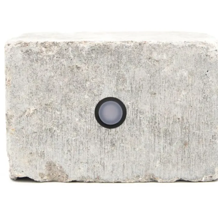 Light By Juhl holmegaardsten kantblok med Cosmos sort spot, 14x21x14 cm, grå