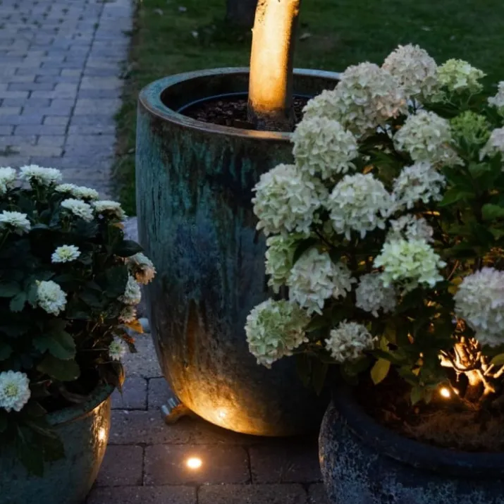 Light By Juhl holmegaardsten kantblok med Cosmos sort spot, 14x21x14 cm, grå