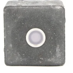 Light By Juul betonflise med Cosmos spot, sort, 10x10x6 cm