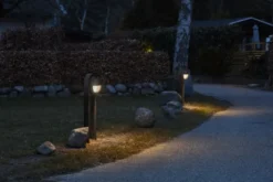 Louis Poulsen skotlampe, 4000K, halvskærmet, klar grå