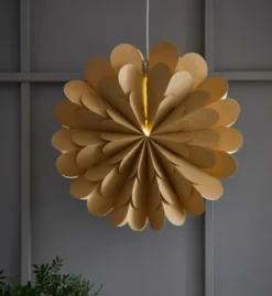 Markslöjd Maravilla julestjerne med lys, 60 cm, guld