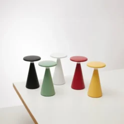 Nielsen Light Nyhavn genopladelig bordlampe, gul