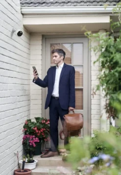 Osram Smart+ Wifi udendørs overvågningskamera