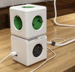 PowerCube stikdåse, schuko, 4 udtag, USB-A