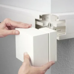 Rehau Signa installationskanal med låg, 70/130 mm, perlehvid