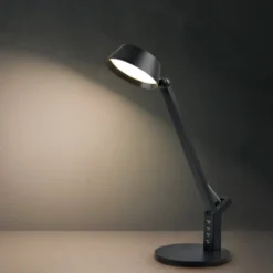 Trio Lighting Ava bordlampe, sort
